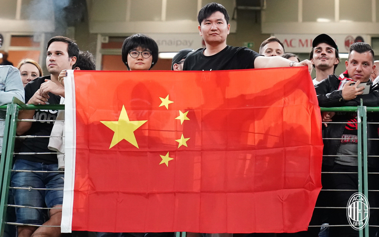 Happy birthday to the motherland, European teams send blessings to China, 70th anniversary