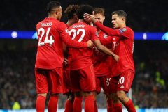 Bayern beat Tottenham 7-2, Gnabry and Lewandowski each scored four goals
