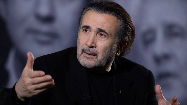 Insights on Political Discourse from Lakis Lazopoulos: A Call for Change