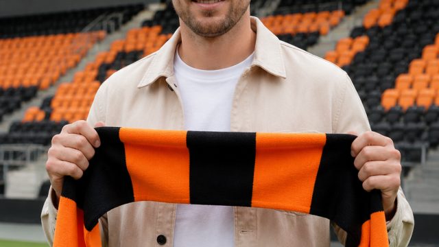 Barnet FC Welcomes Tom Knowles: A New Chapter Unfolds