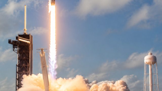 SpaceX's Bold Move: Tackling Debt Amid Rising Interest Rates | rtp spinbet138, taxi4d, qqicon188 slo